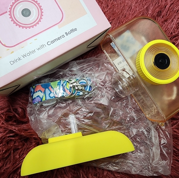 Camera Water Bottle - Picture 7 of 7